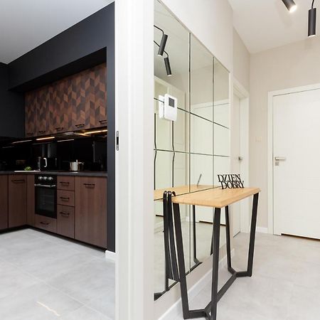 Awangarda Apartment Warsaw Ochota By Renters Prestige ภายนอก รูปภาพ