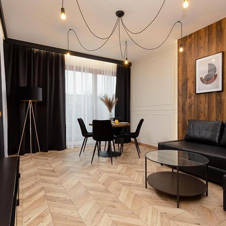 Awangarda Apartment Warsaw Ochota By Renters Prestige ภายนอก รูปภาพ