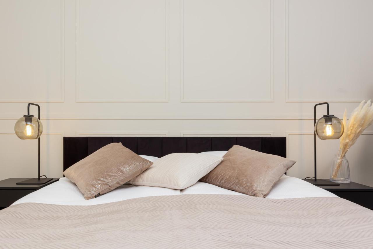Awangarda Apartment Warsaw Ochota By Renters Prestige ภายนอก รูปภาพ