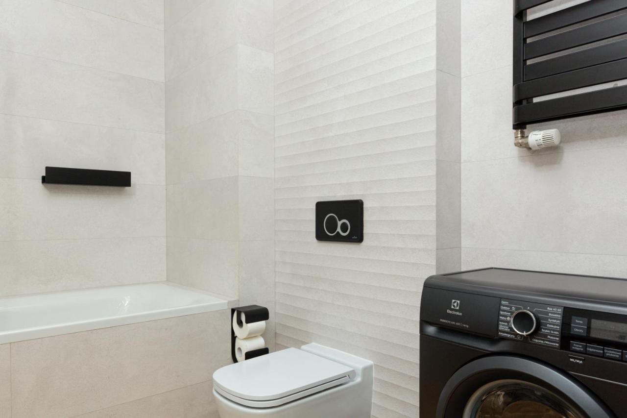 Awangarda Apartment Warsaw Ochota By Renters Prestige ภายนอก รูปภาพ