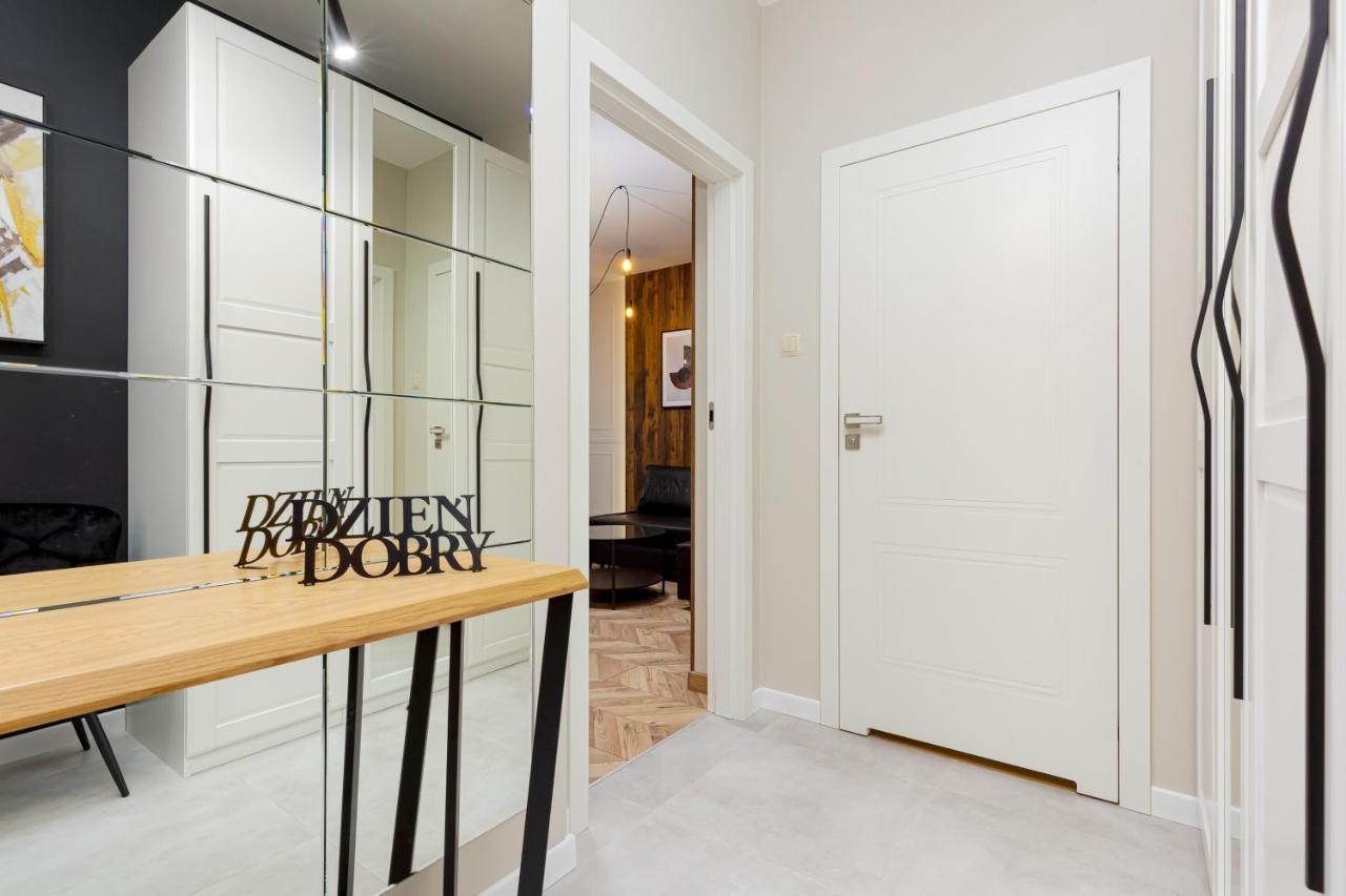 Awangarda Apartment Warsaw Ochota By Renters Prestige ภายนอก รูปภาพ
